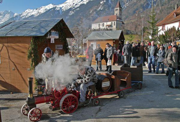 WEIHNACHTSMARKT BRIENZ